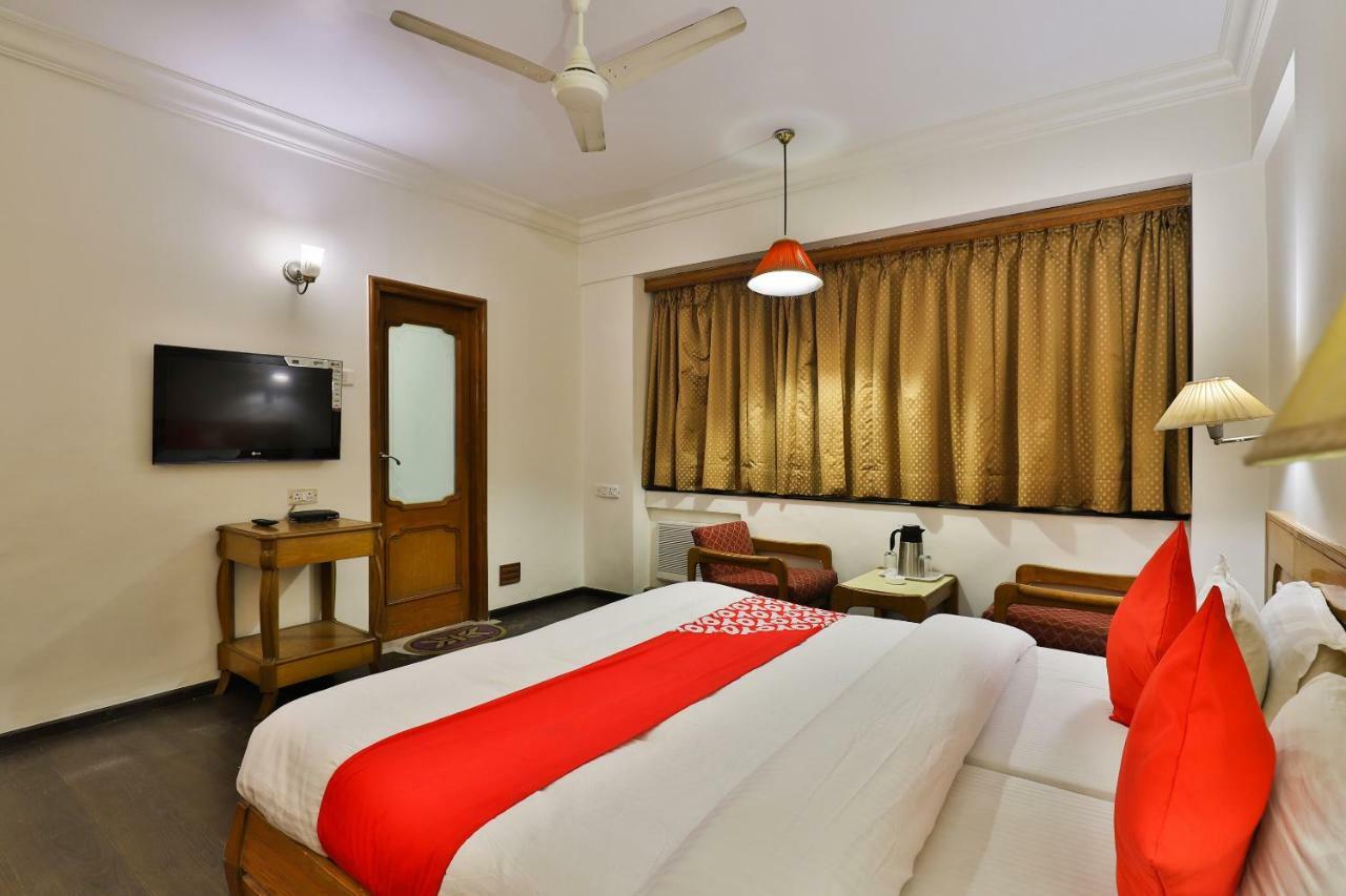 Hotel Pinnacle Ahmedabad Extérieur photo