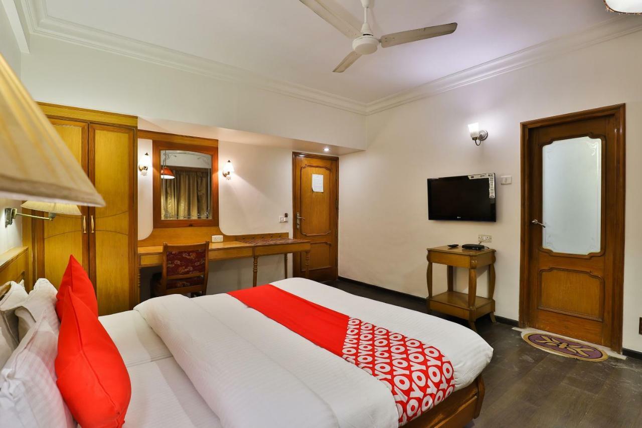 Hotel Pinnacle Ahmedabad Extérieur photo